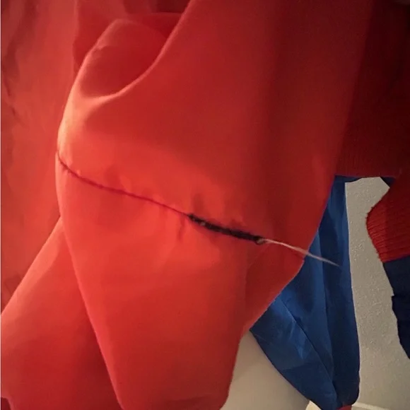 Hello Kitty X atsuko Gundam Sanrio Red Blue Bomber Medium *flaw* Read* - Picture 11 of 11